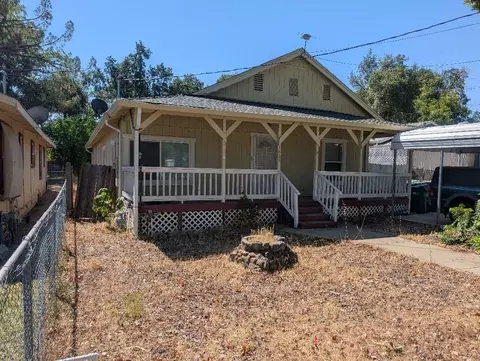 16211625 Ferry St, Anderson, CA 96007