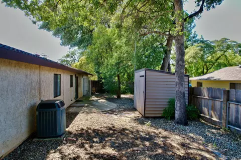 1200 Hawthorne Ave, Redding, CA 96002 photo 20
