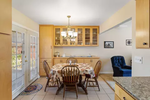 Dining - 6965 Marvin Trl, Redding, CA 96001 photo 1 of 1
