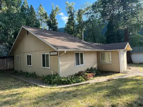 4801 Siskiyou Ave, Dunsmuir, CA 96025