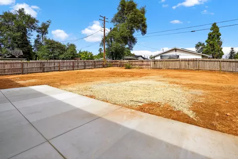 3363 Adams Ln, Redding, CA 96002 photo 24