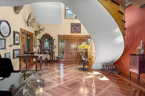 Entry Way - 42500 Mcarthur Rd, Fall River Mills, CA 96028 photo 4 of 15