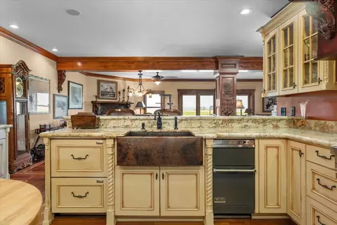 Kitchen - 42500 Mcarthur Rd, Fall River Mills, CA 96028 photo 4 of 9