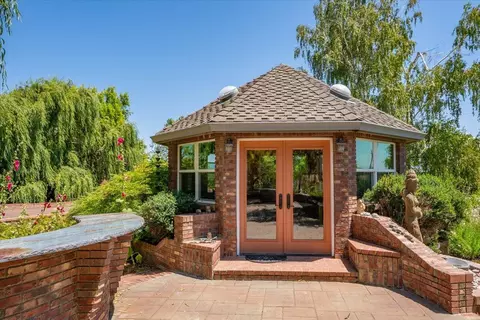 Exterior - 42500 Mcarthur Rd, Fall River Mills, CA 96028 photo 19 of 40