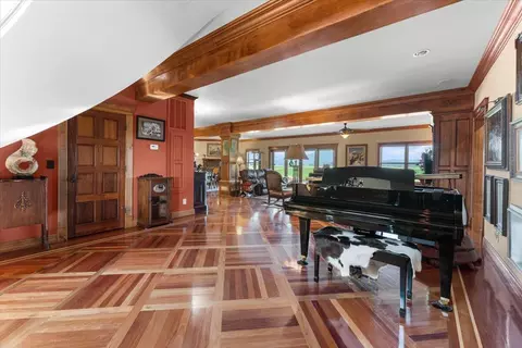 Entry Way - 42500 Mcarthur Rd, Fall River Mills, CA 96028 photo 6 of 15