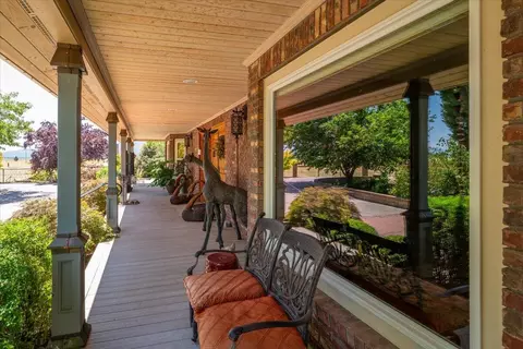 Exterior - 42500 Mcarthur Rd, Fall River Mills, CA 96028 photo 9 of 40