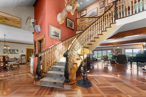 Entry Way - 42500 Mcarthur Rd, Fall River Mills, CA 96028 photo 2 of 15