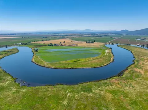 View/Area - 42500 Mcarthur Rd, Fall River Mills, CA 96028 photo 1 of 28