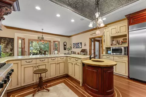 Kitchen - 42500 Mcarthur Rd, Fall River Mills, CA 96028 photo 7 of 9