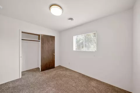 Bedroom - 8921 Redbank Rd, Redding, CA 96001 photo 3 of 4