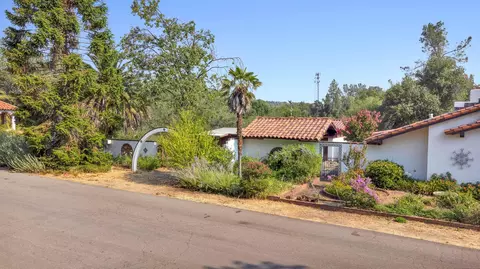 Exterior - 8921 Redbank Rd, Redding, CA 96001 photo 27 of 34
