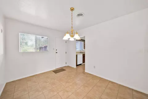 Dining - 8921 Redbank Rd, Redding, CA 96001 photo 2 of 4