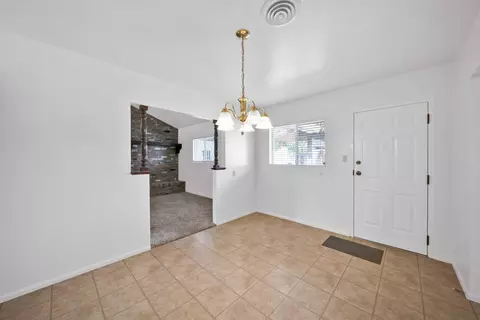 Dining - 8921 Redbank Rd, Redding, CA 96001 photo 4 of 4
