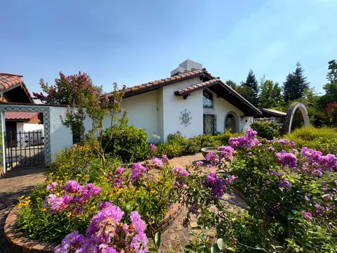 8921 Redbank Rd, Redding, CA 96001