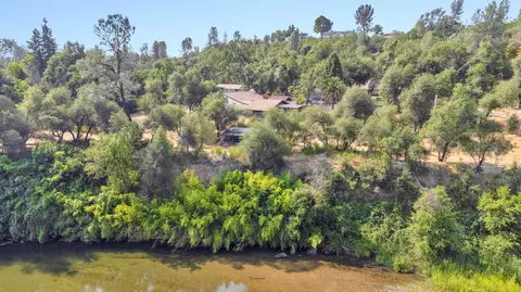 View/Area - 8921 Redbank Rd, Redding, CA 96001 photo 7 of 8