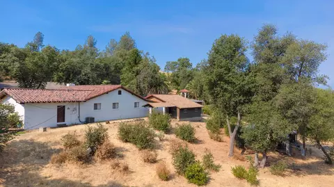 Exterior - 8921 Redbank Rd, Redding, CA 96001 photo 21 of 34