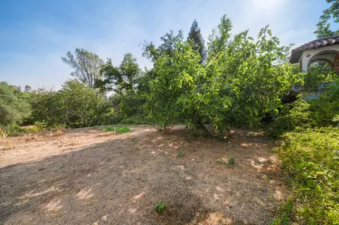 Exterior - 8921 Redbank Rd, Redding, CA 96001 photo 33 of 34