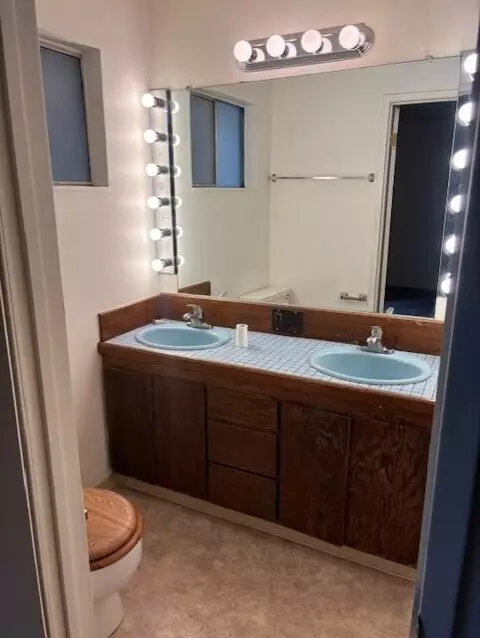 Bath - 20227 Sugar Pine St, Burney, CA 96013 photo 2 of 3