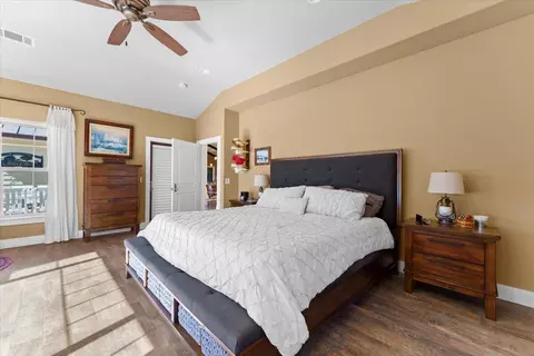 Bedroom - 15775 Red Bank Rd, Red Bluff, CA 96080 photo 8 of 10