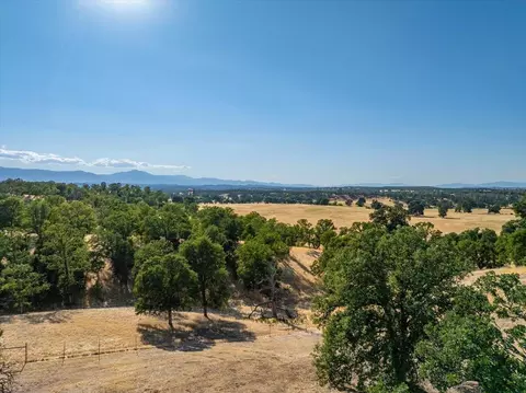 View/Area - 15775 Red Bank Rd, Red Bluff, CA 96080 photo 3 of 7
