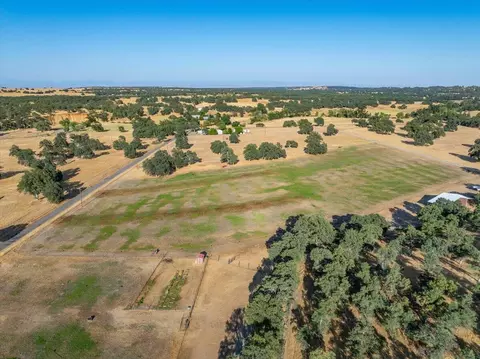 View/Area - 15775 Red Bank Rd, Red Bluff, CA 96080 photo 6 of 7