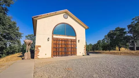 Exterior - 15775 Red Bank Rd, Red Bluff, CA 96080 photo 20 of 28