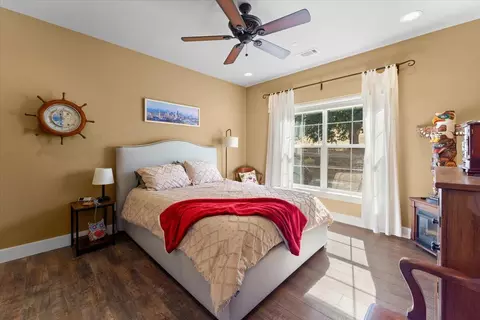 Bedroom - 15775 Red Bank Rd, Red Bluff, CA 96080 photo 1 of 10
