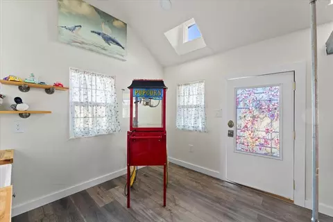 Entry Way - 15775 Red Bank Rd, Red Bluff, CA 96080 photo 3 of 3