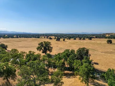 View/Area - 15775 Red Bank Rd, Red Bluff, CA 96080 photo 5 of 7