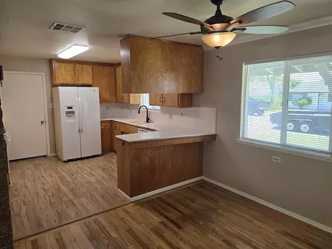 Kitchen - 5714 Cascade Dr, Redding, CA 96003 photo 1 of 7