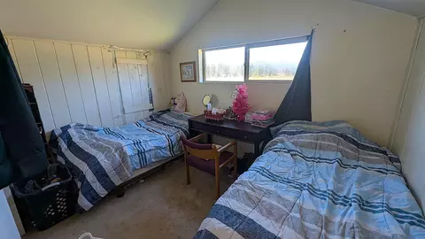 Bedroom - 18801 Leavers Ln, Macdoel, CA 96058 photo 4 of 6