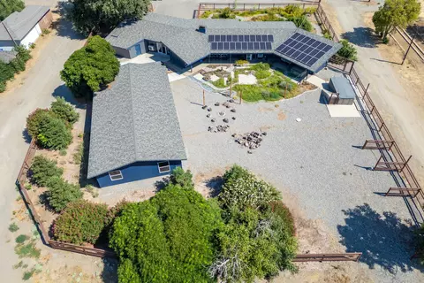 View/Area - 22025 Gilmore Ranch Rd, Red Bluff, CA 96080 photo 4 of 9