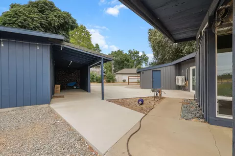Exterior - 22025 Gilmore Ranch Rd, Red Bluff, CA 96080 photo 15 of 21