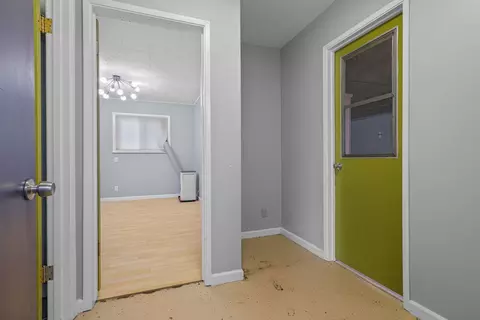 Entry Way - 22025 Gilmore Ranch Rd, Red Bluff, CA 96080 photo 4 of 5