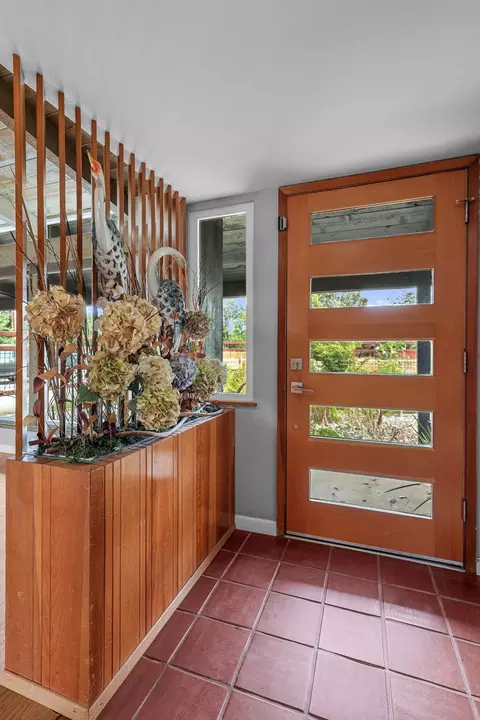 Entry Way - 22025 Gilmore Ranch Rd, Red Bluff, CA 96080 photo 1 of 5