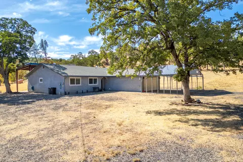 14392 Holiday Way, Bella Vista, CA 96008