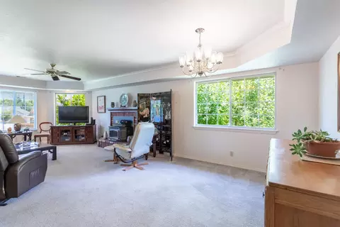 1475 Gladstone Ct, Redding, CA 96001 photo 7