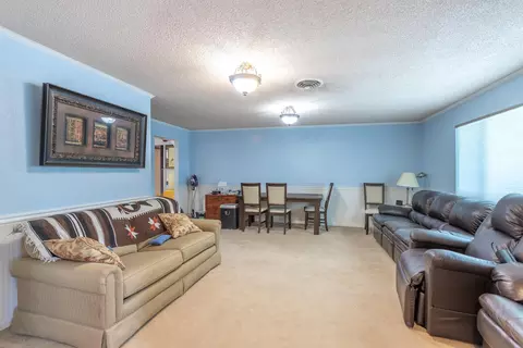 1120 Lorraine Dr, Redding, CA 96002 photo 3