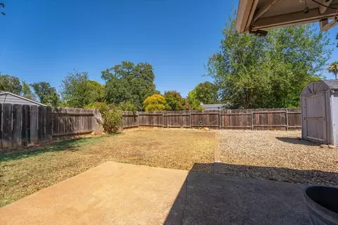 2432 Christian Ave, Redding, CA 96002 photo 14