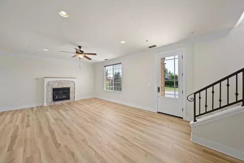 5592 Diamond Ridge Dr, Redding, CA 96003 photo 3