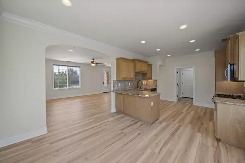 5592 Diamond Ridge Dr, Redding, CA 96003 photo 9