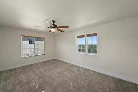 5592 Diamond Ridge Dr, Redding, CA 96003 photo 12