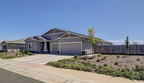 2630 Seiad St, Redding, CA 96002 photo 2