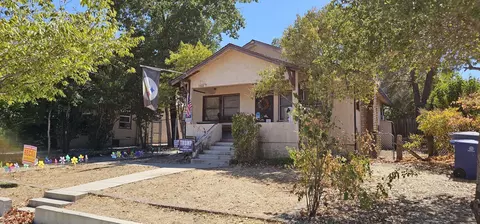 984 West St, Redding, CA 96001