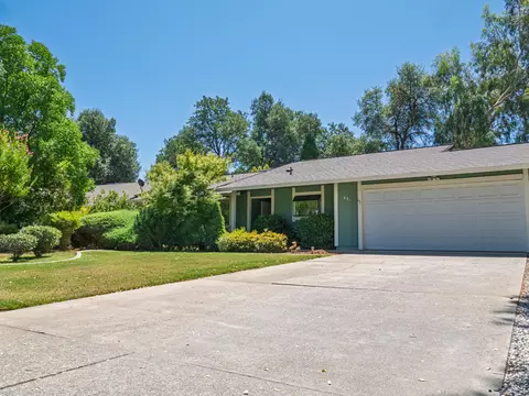 Exterior - 839 Oakmont Dr, Redding, CA 96003 photo 8 of 8