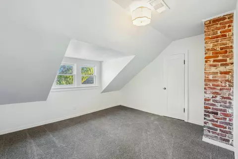 Bedroom - 1941 Canby Rd, Redding, CA 96002 photo 11 of 15
