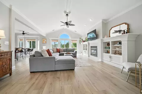Living - 2433 Cumberland Dr, Redding, CA 96001 photo 1 of 2