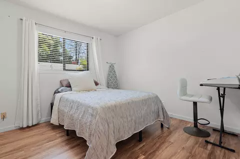 Bedroom - 2155 Paris Ave, Redding, CA 96001 photo 3 of 10