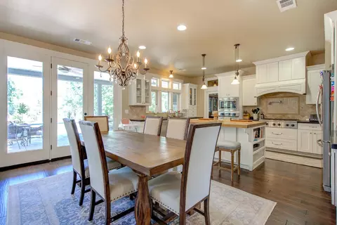 Dining - 4236 Rutgers Pl, Redding, CA 96001 photo 1 of 2