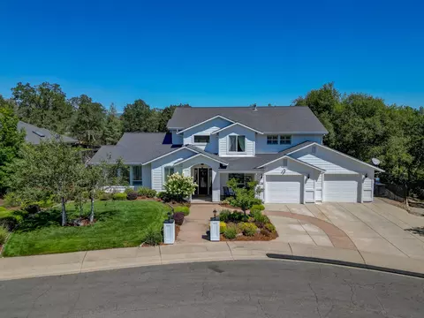4236 Rutgers Pl, Redding, CA 96001